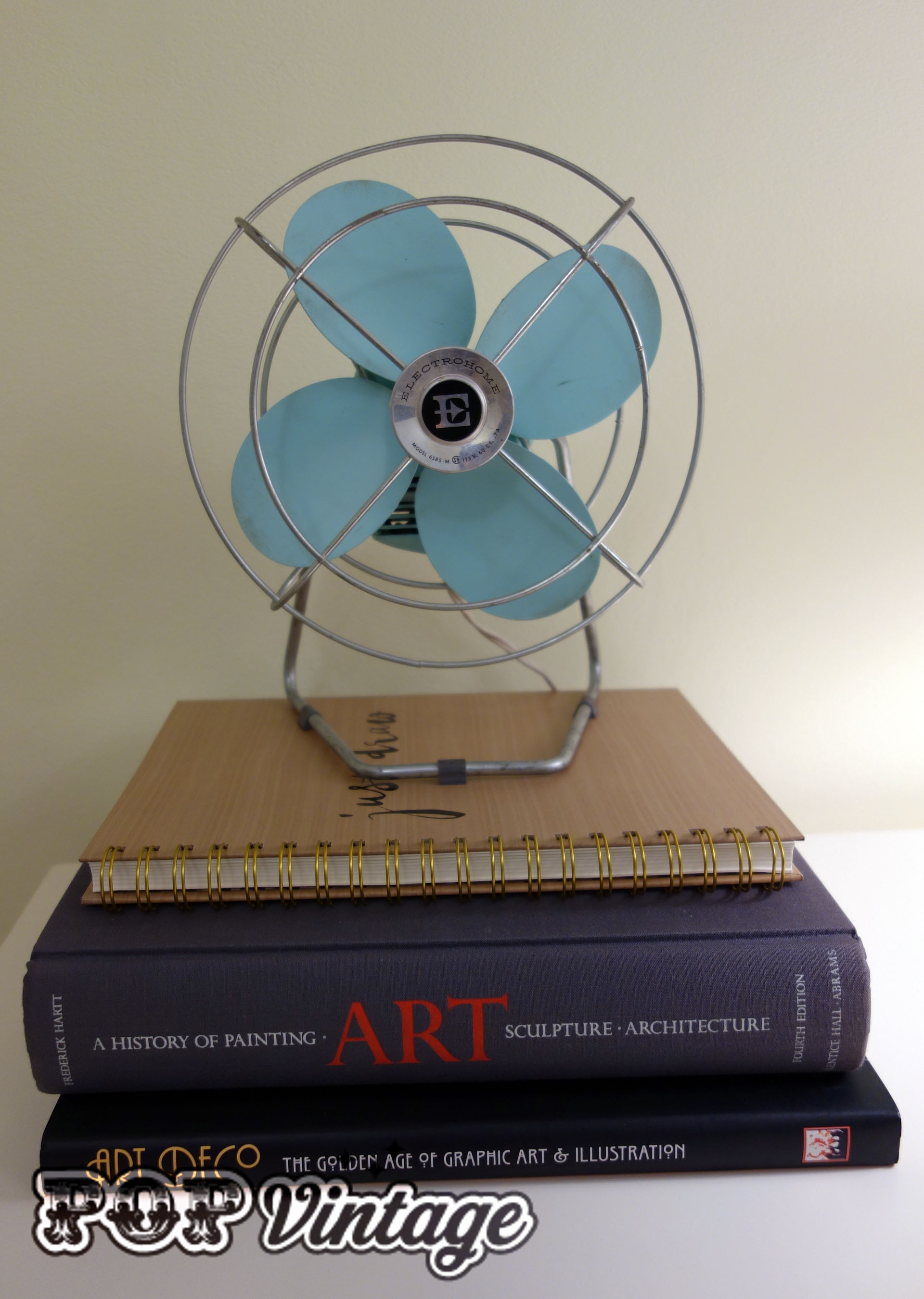 Vintage Electrohome baby blue table fan